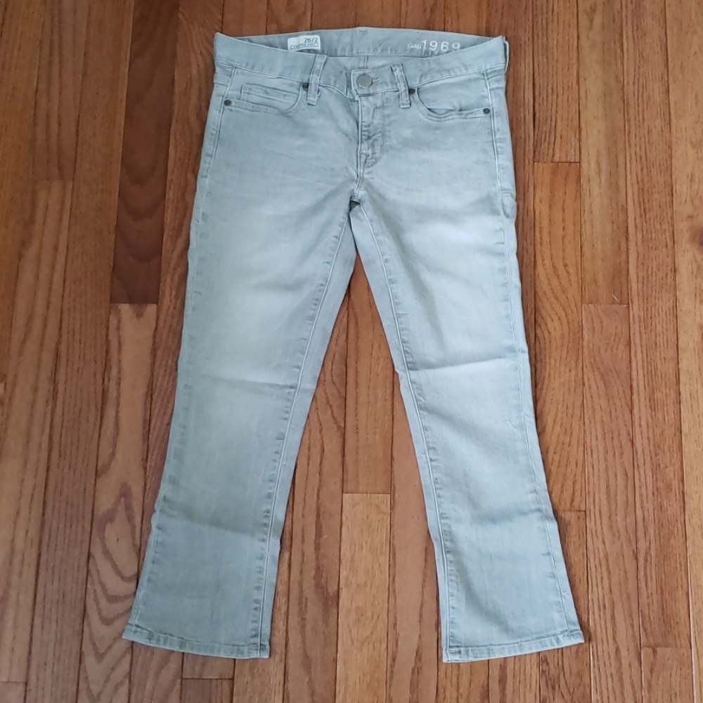 Gap 1969 cropped jeans